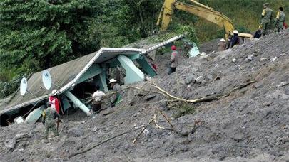 Gədəbəydə sürüşmə DƏHŞƏTİ: Bir ailə...