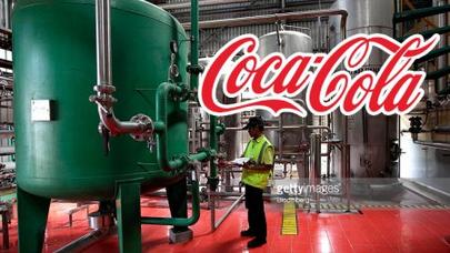 ŞOK: "Coca-Cola" çəninə yıxılan adam ƏRİDİ!