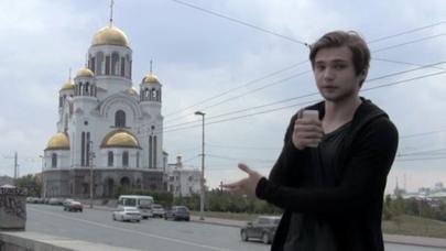 Kilsədə Pokemon dalınca qaçan gəncə 3 il həbs – VİDEO