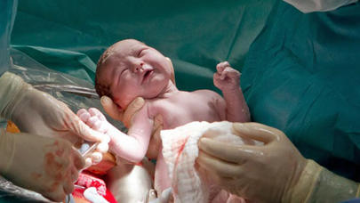 Doğuş zamanı daha bir ana ölümü