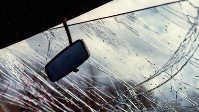 Gəncədə avtomobil iki piyadanı vurub